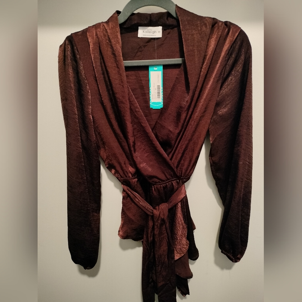 Kaleigh Tie Front Blouse Size M